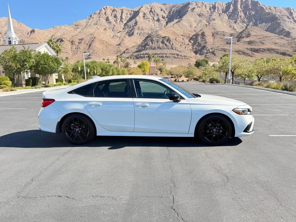 2024 Honda Civic 11th Gen - Image 7 of 9