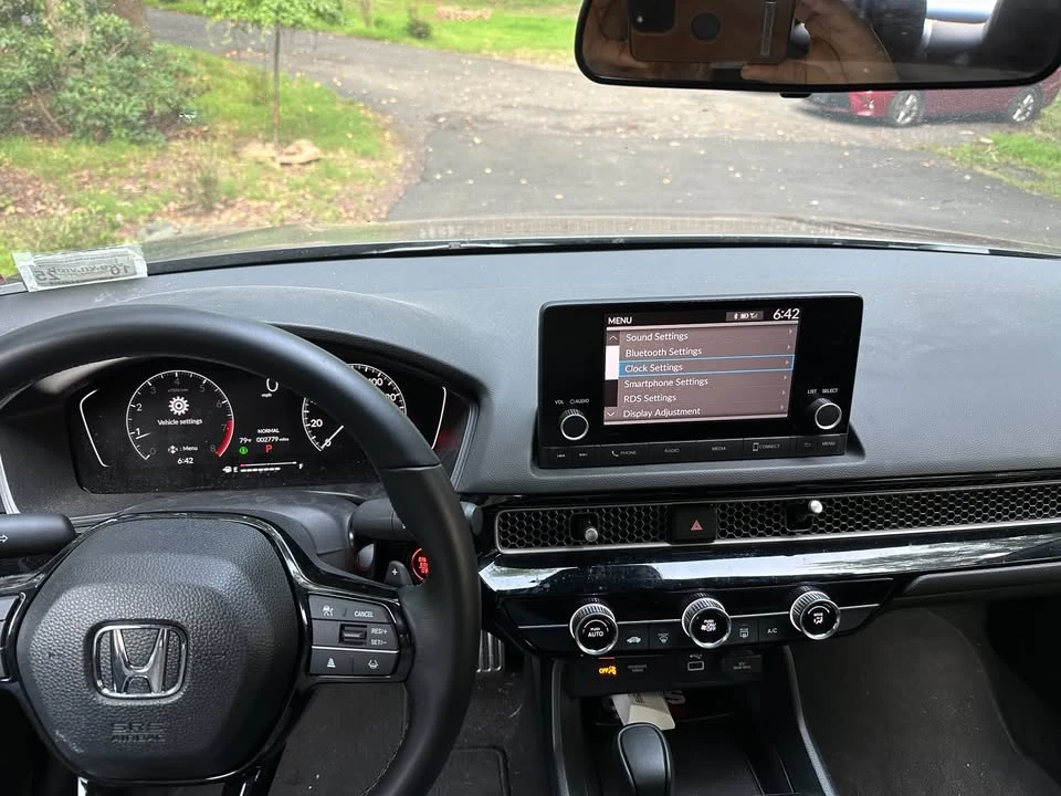 2024 Honda Civic 11th Gen - Image 11 of 20