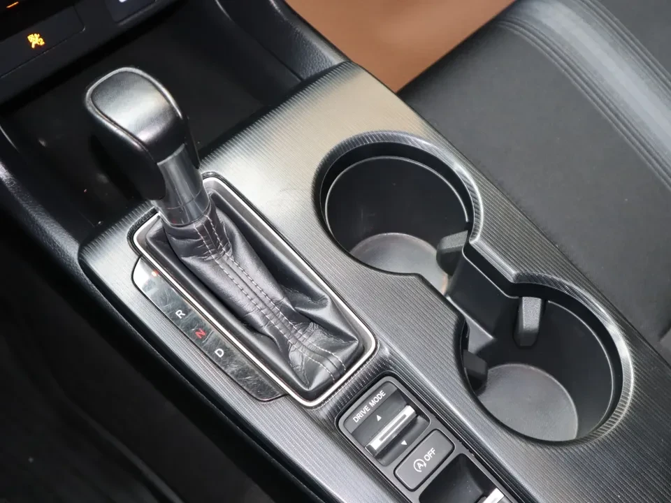 2024 Honda Civic 11th Gen - Image 14 of 16