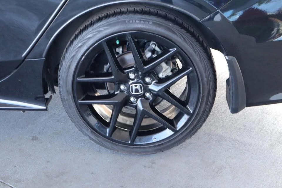 2024 Honda Civic 11th Gen - Image 11 of 20