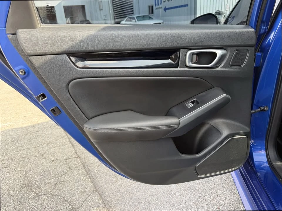 2024 Honda Civic 11th Gen - Image 16 of 17