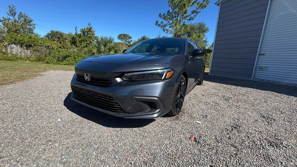 2024 Honda Civic 11th Gen - Image 2 of 15