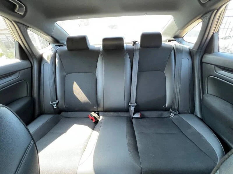 2024 Honda Civic 11th Gen - Image 9 of 17