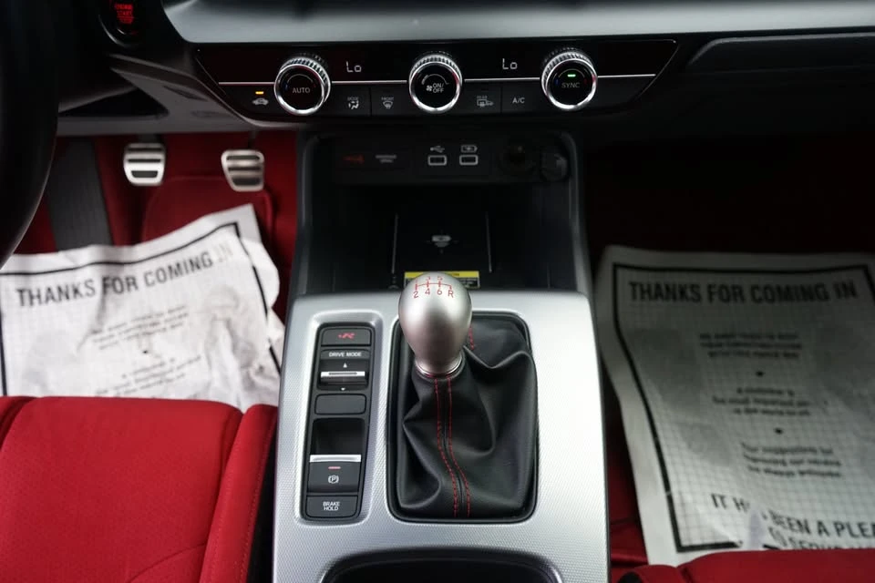 2024 Honda FL5 Civic Type R - Image 15 of 20