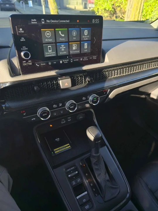 2024 Honda CR-V 6th Gen - Image 9 of 17