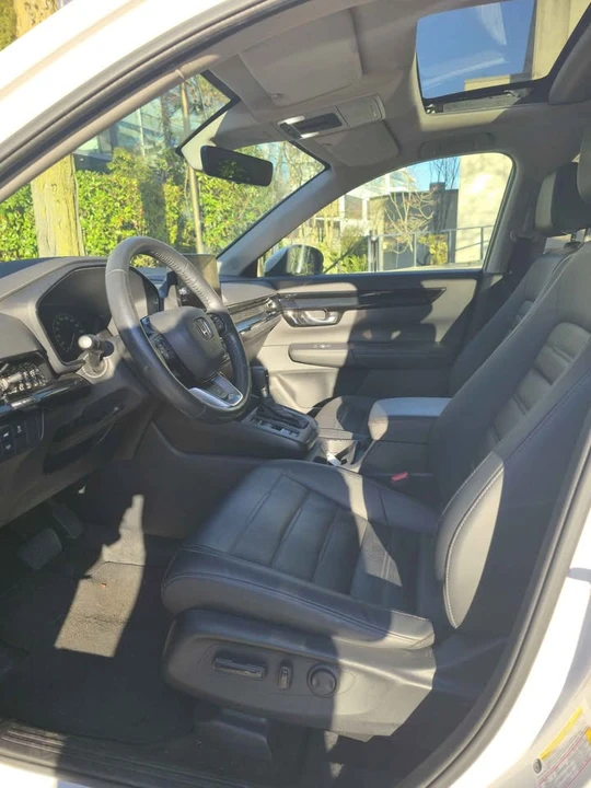 2024 Honda CR-V 6th Gen - Image 10 of 17