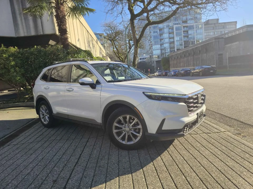 2024 Honda CR-V 6th Gen - Image 11 of 17