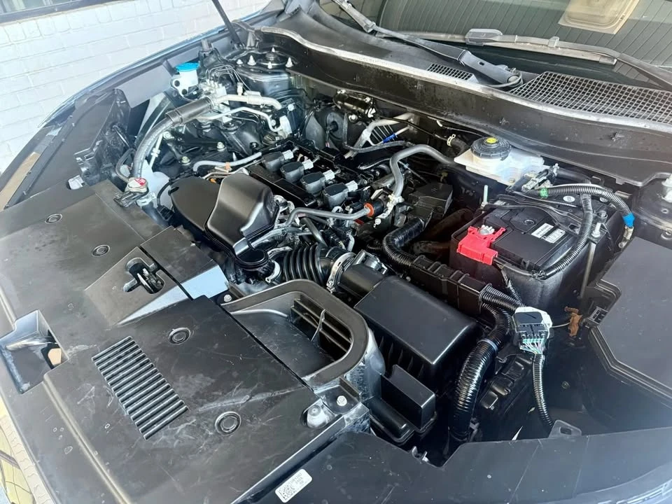 2024 Honda CR-V 6th Gen - Image 13 of 20