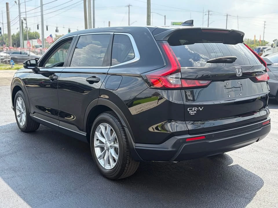 2024 Honda CR-V 6th Gen - Image 6 of 10