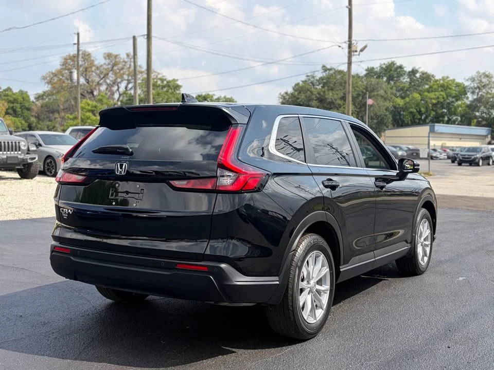 2024 Honda CR-V 6th Gen - Image 5 of 10