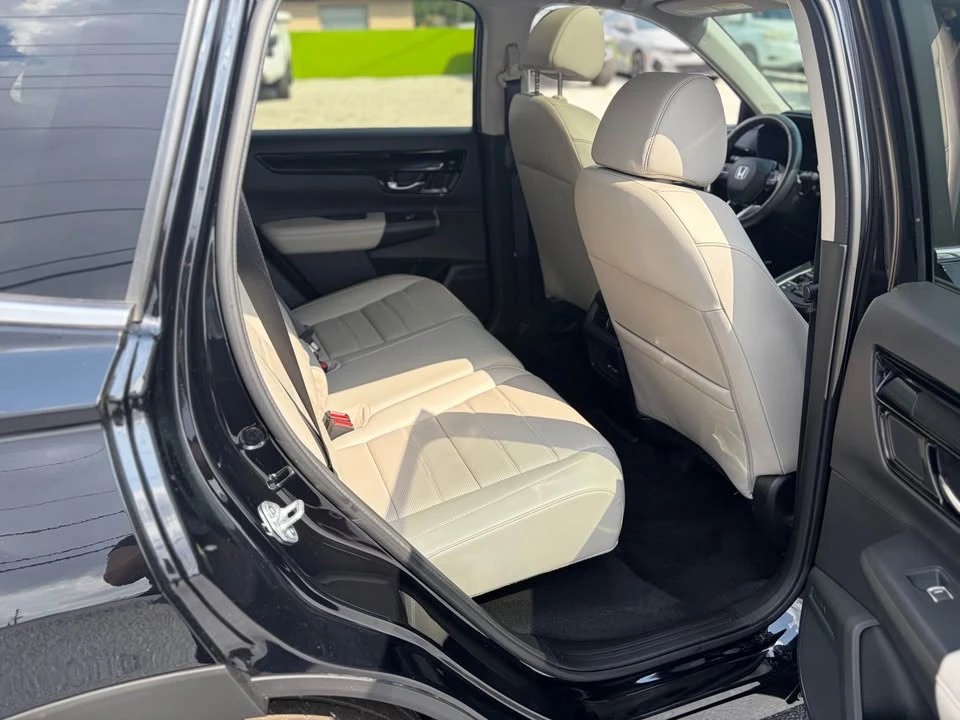 2024 Honda CR-V 6th Gen - Image 9 of 10