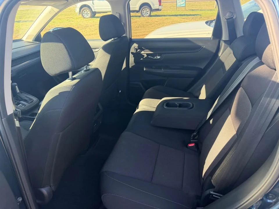 2024 Honda CR-V 6th Gen - Image 9 of 10