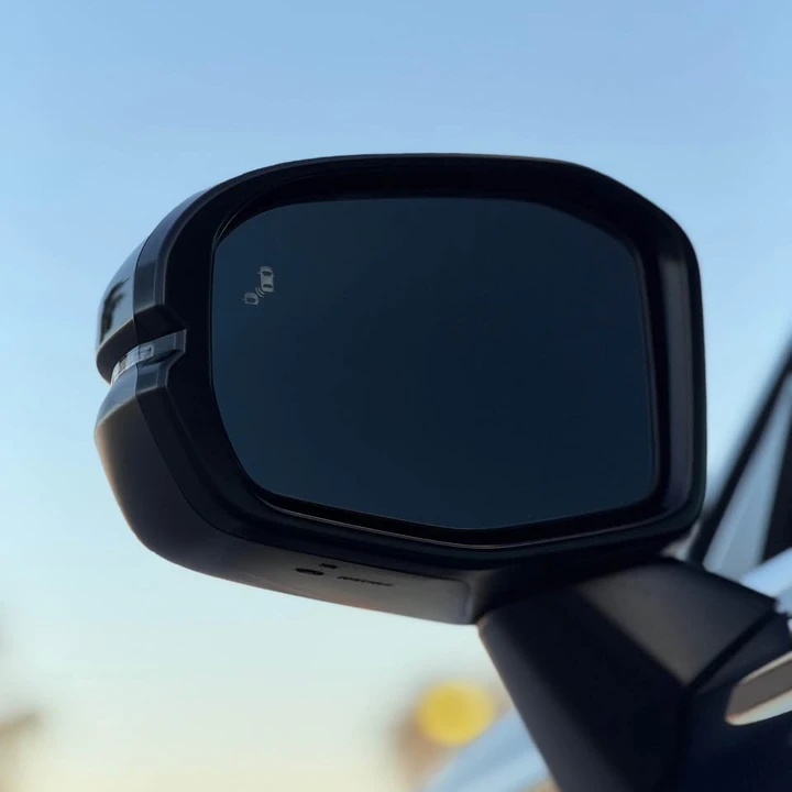 2024 Honda CR-V 6th Gen - Image 9 of 20