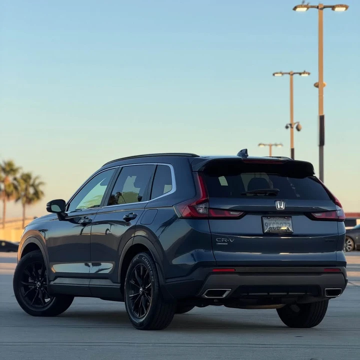 2024 Honda CR-V 6th Gen - Image 3 of 20