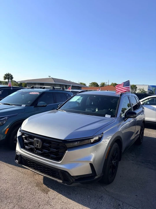 2024 Honda CR-V 6th Gen - Image 2 of 5