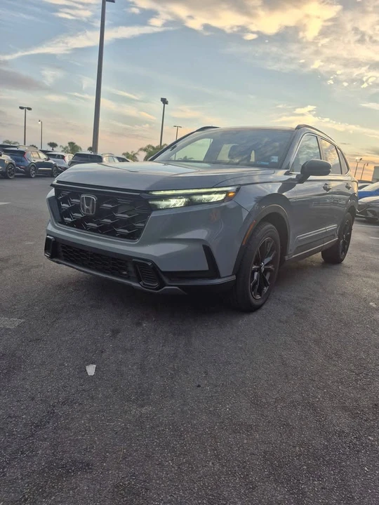 2024 Honda CR-V 6th Gen - Image 2 of 14