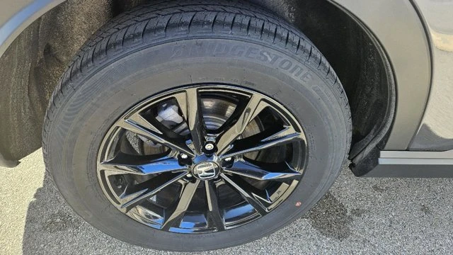 2024 Honda CR-V 6th Gen - Image 17 of 20