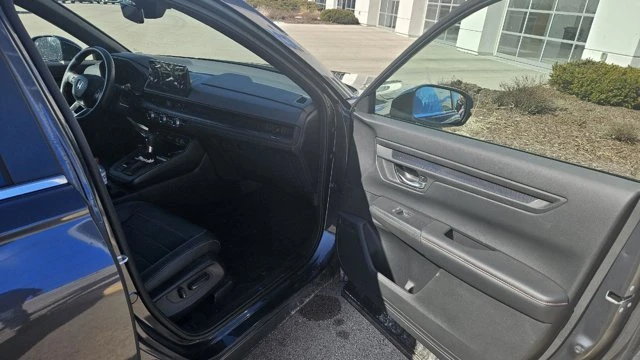 2024 Honda CR-V 6th Gen - Image 18 of 20
