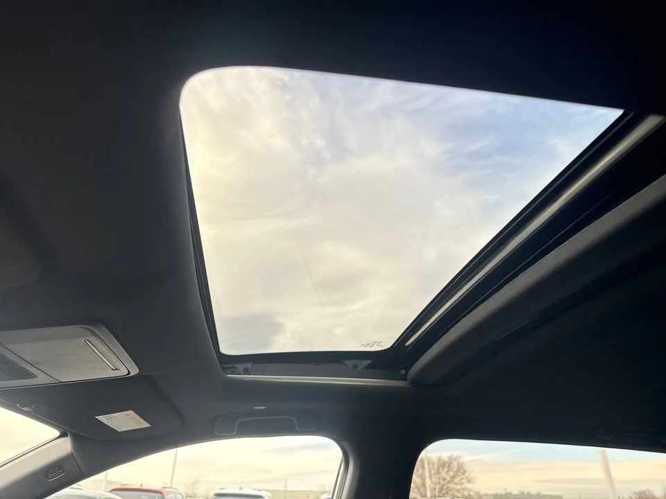 2024 Honda CR-V 6th Gen - Image 6 of 8