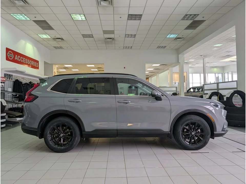 2024 Honda CR-V 6th Gen - Image 8 of 18