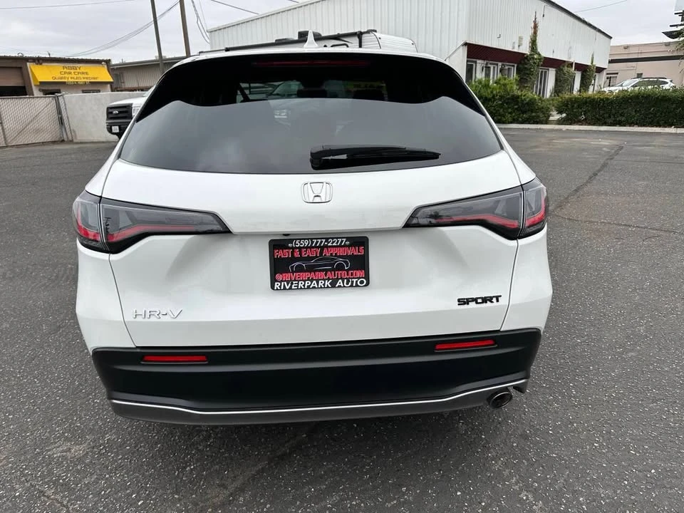 2024 Honda HR-V 3rd Gen - Image 14 of 20