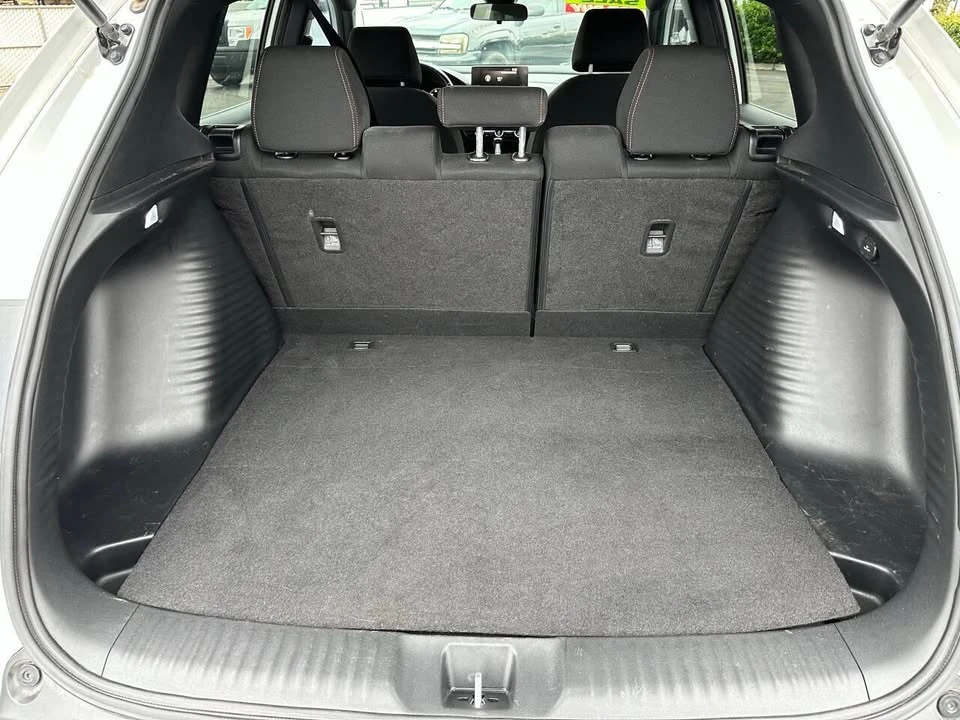 2024 Honda HR-V 3rd Gen - Image 17 of 20