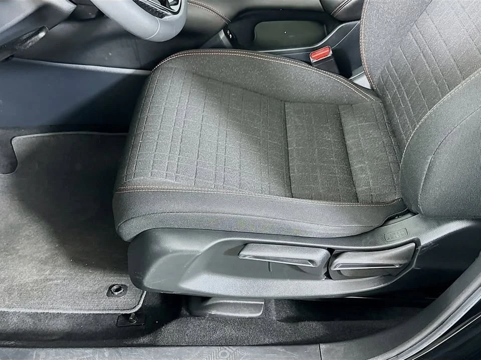 2024 Honda HR-V 3rd Gen - Image 15 of 16