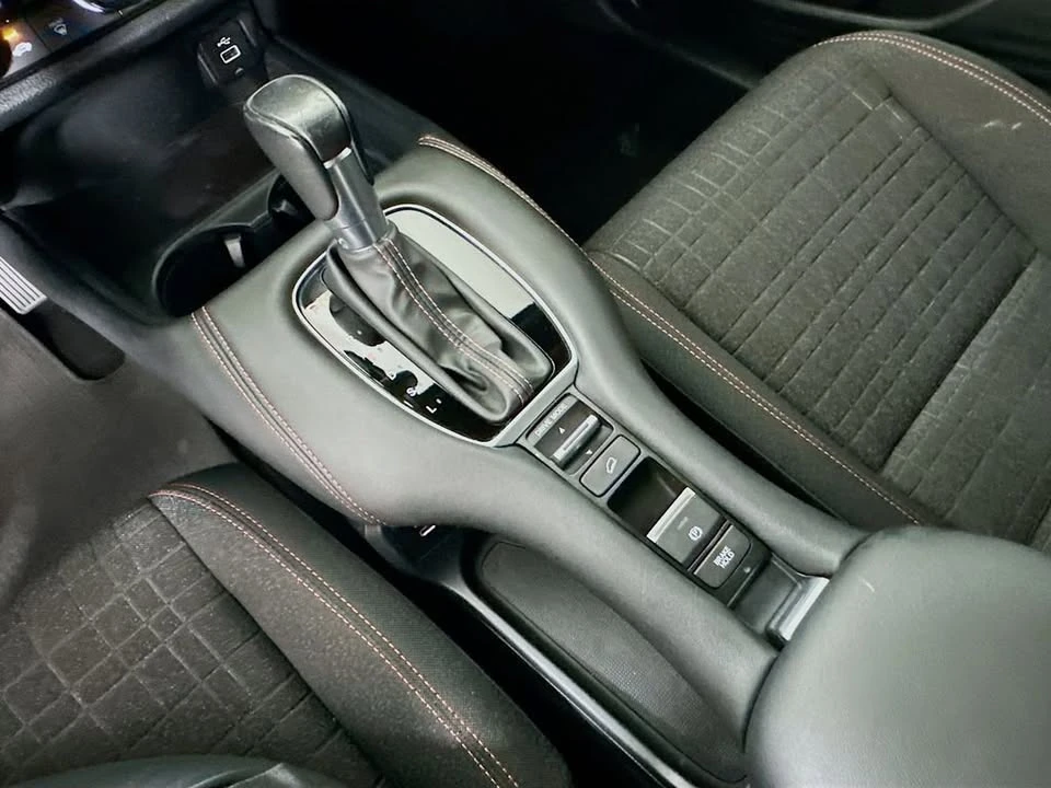 2024 Honda HR-V 3rd Gen - Image 13 of 16