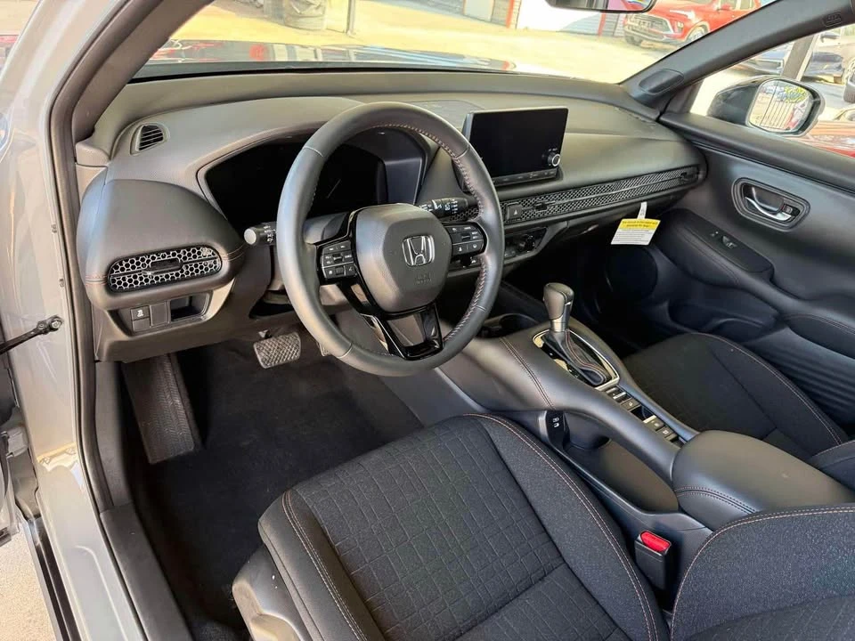 2024 Honda HR-V 3rd Gen - Image 12 of 18