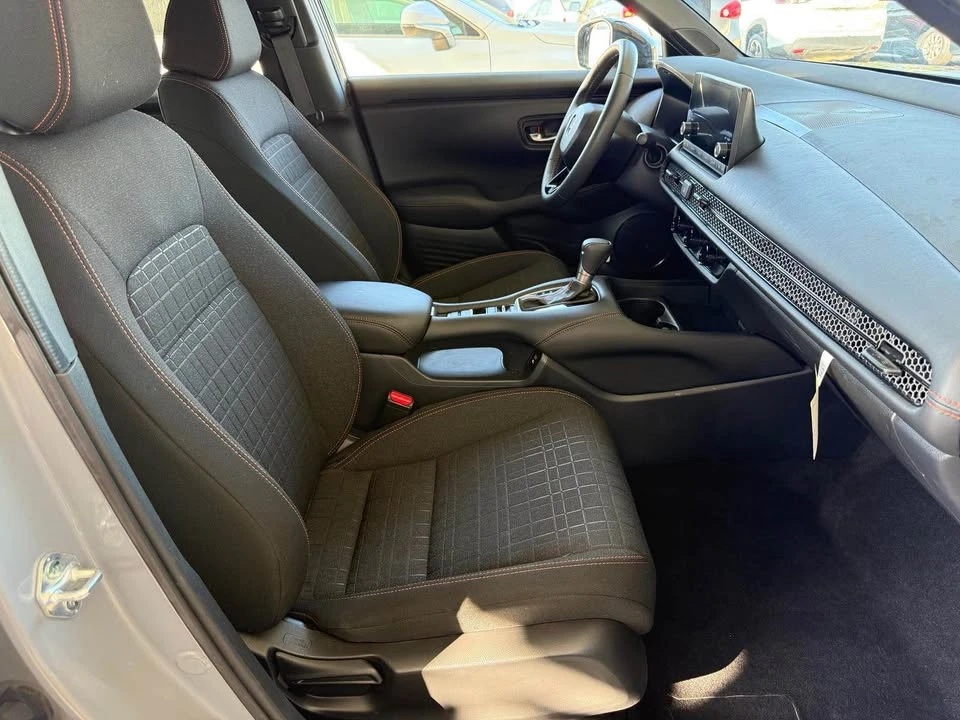 2024 Honda HR-V 3rd Gen - Image 15 of 18