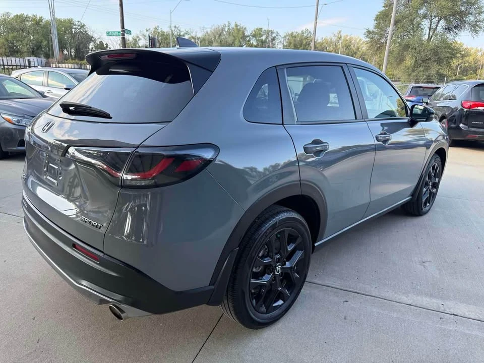 2024 Honda HR-V 3rd Gen - Image 4 of 18