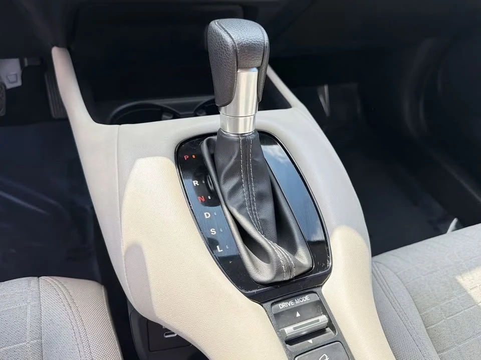 2024 Honda HR-V 3rd Gen - Image 8 of 12