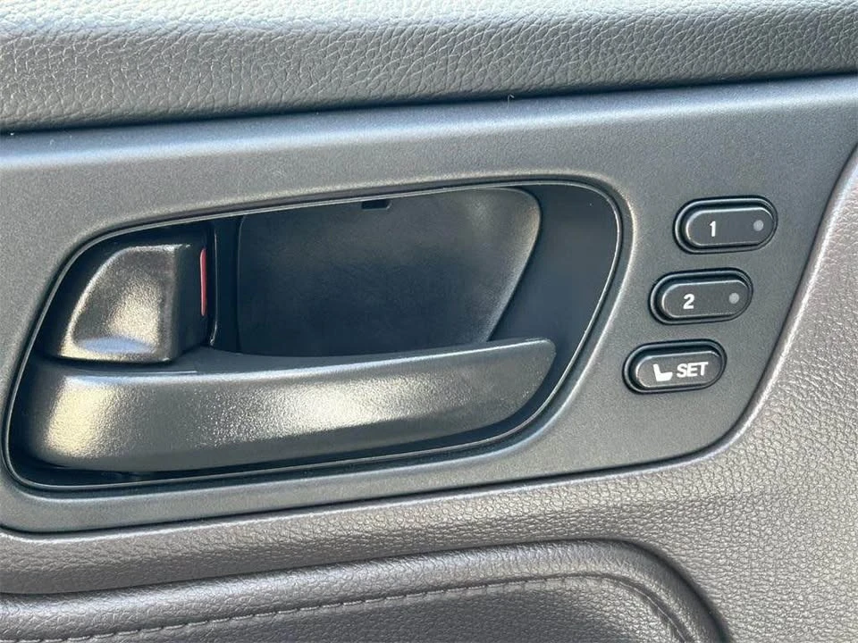 2024 Honda Odyssey - Image 15 of 17