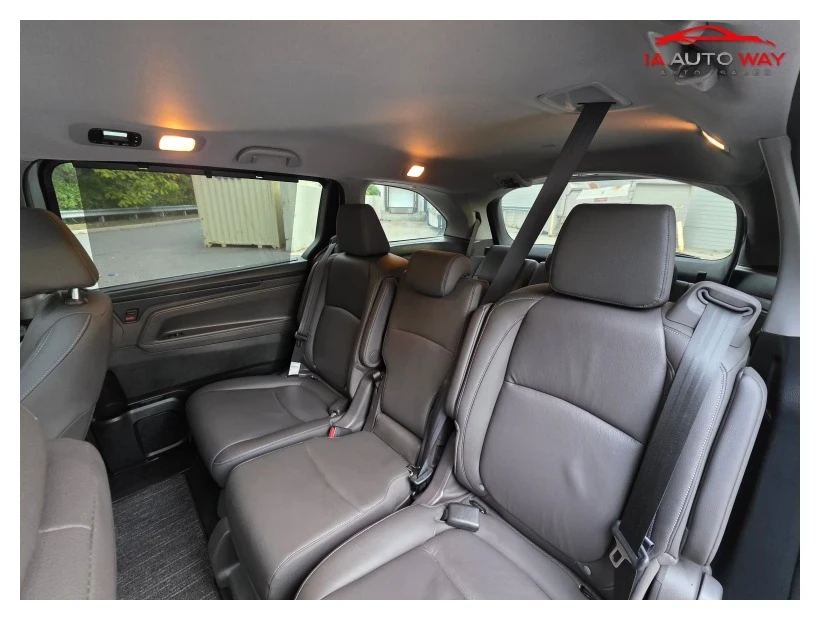 2024 Honda Odyssey - Image 8 of 10