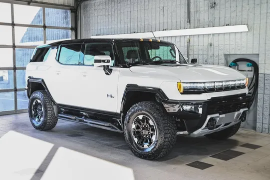 2024 Hummer 3X