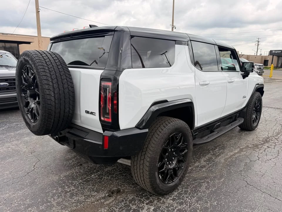 2024 Hummer HMMWV - Image 5 of 12