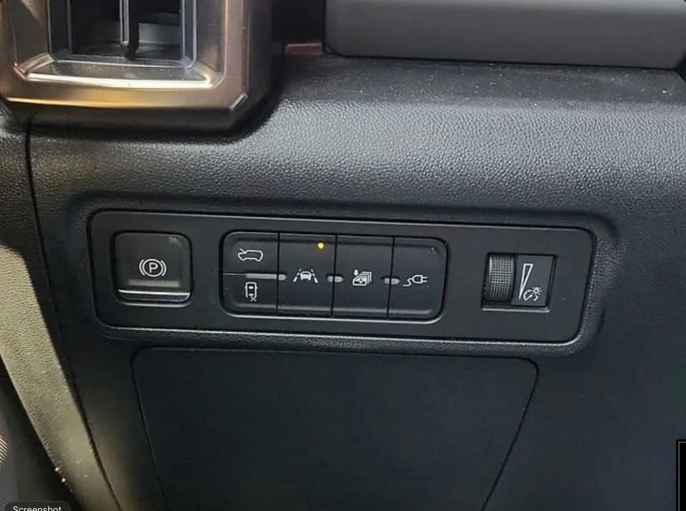 2024 Hummer HMMWV - Image 11 of 17