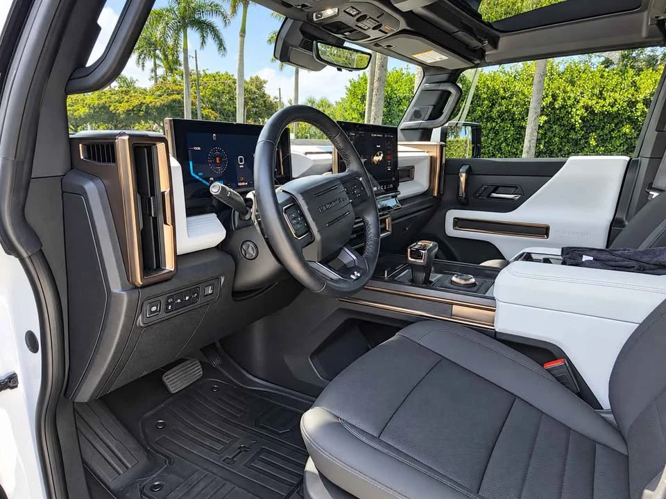 2024 Hummer HMMWV - Image 7 of 11