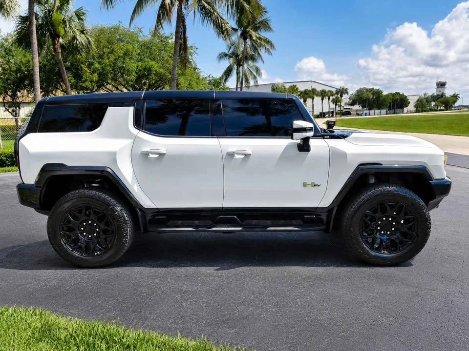 2024 Hummer HMMWV - Image 5 of 11