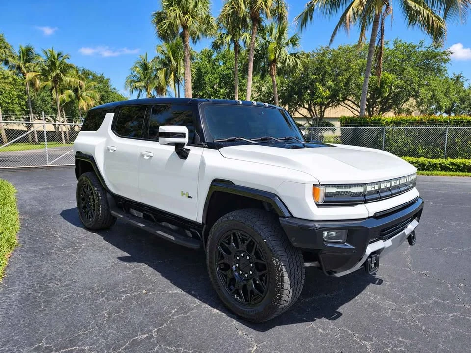 2024 Hummer HMMWV - Image 2 of 11
