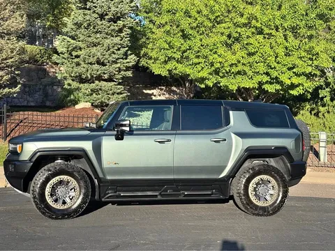 2024 Hummer H3 H3x Sport Utility 4D