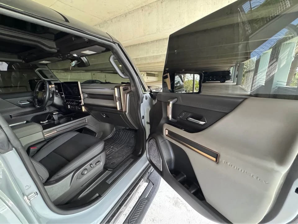 2024 Hummer - Image 12 of 17
