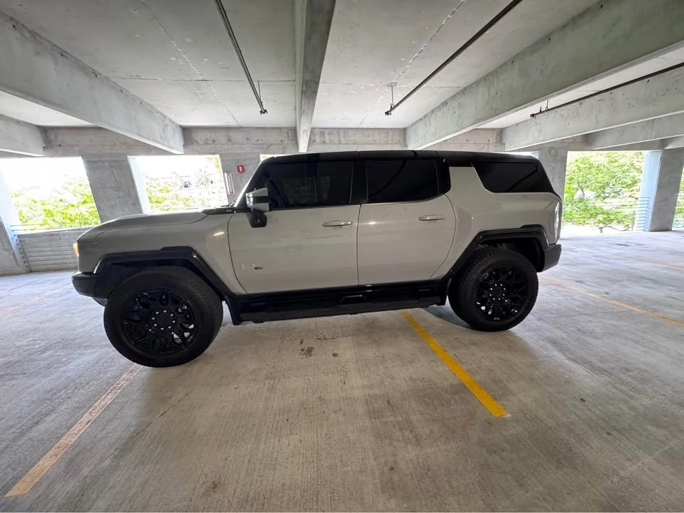 2024 Hummer - Image 2 of 17