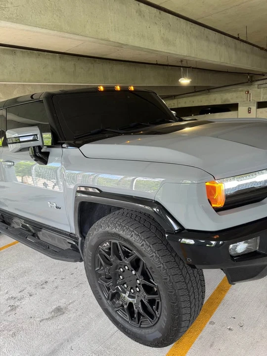 2024 Hummer - Image 10 of 17