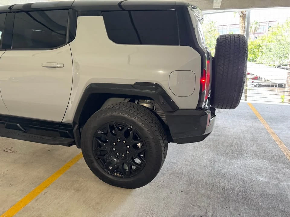 2024 Hummer - Image 5 of 17