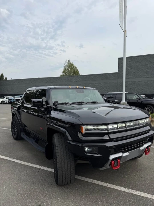 2024 Hummer - Image 3 of 11