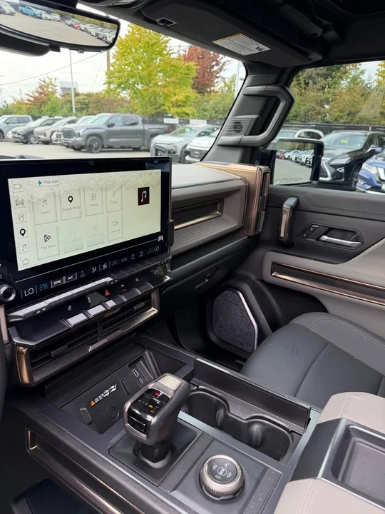2024 Hummer - Image 7 of 11