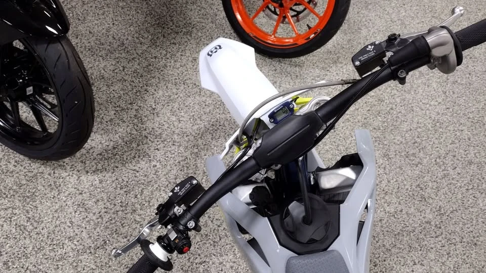 2024 Husqvarna - Image 4 of 6