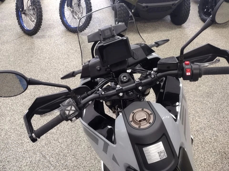 2024 Husqvarna - Image 6 of 7