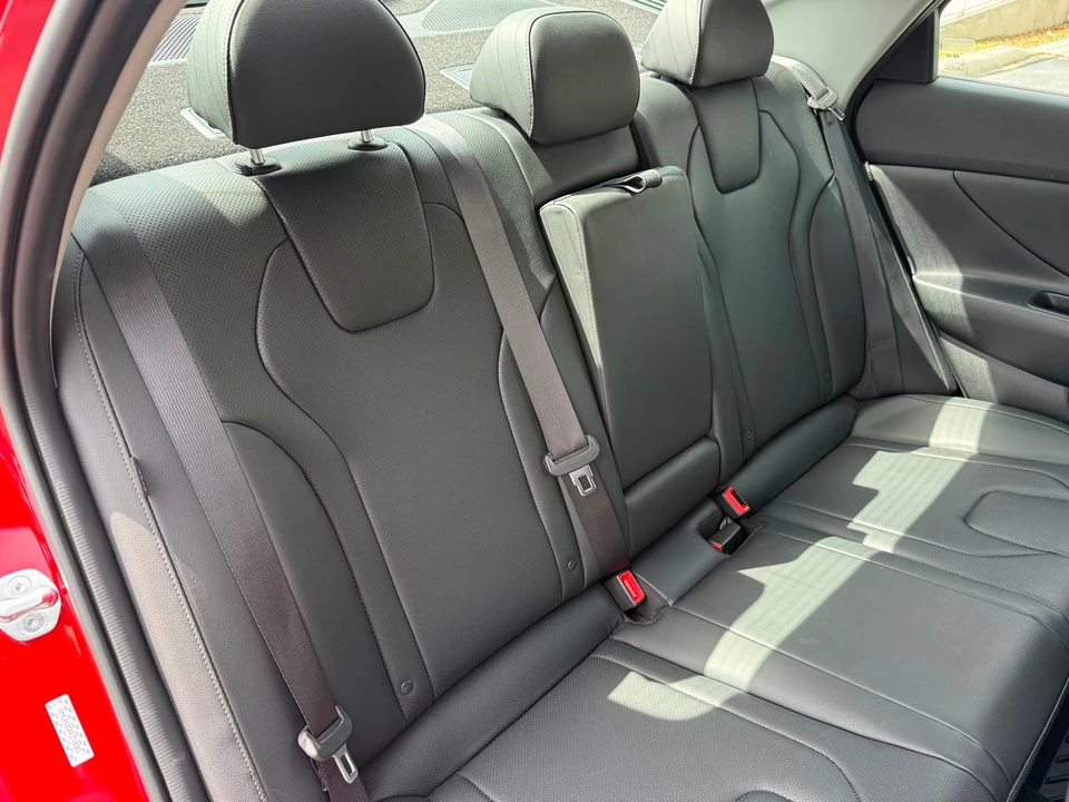 2024 Hyundai Elantra - Image 4 of 12